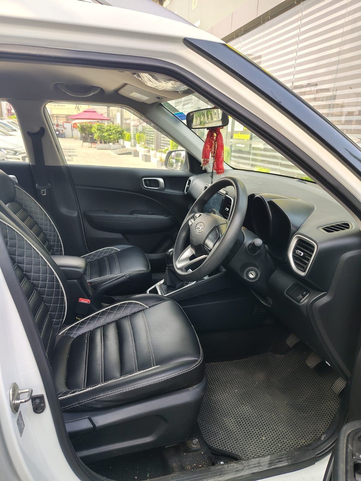 View 2022 Hyundai Venue S 1.2 Petrol Image 13 Used 2022 Hyundai Venue S 1.2 Petrol Image 13