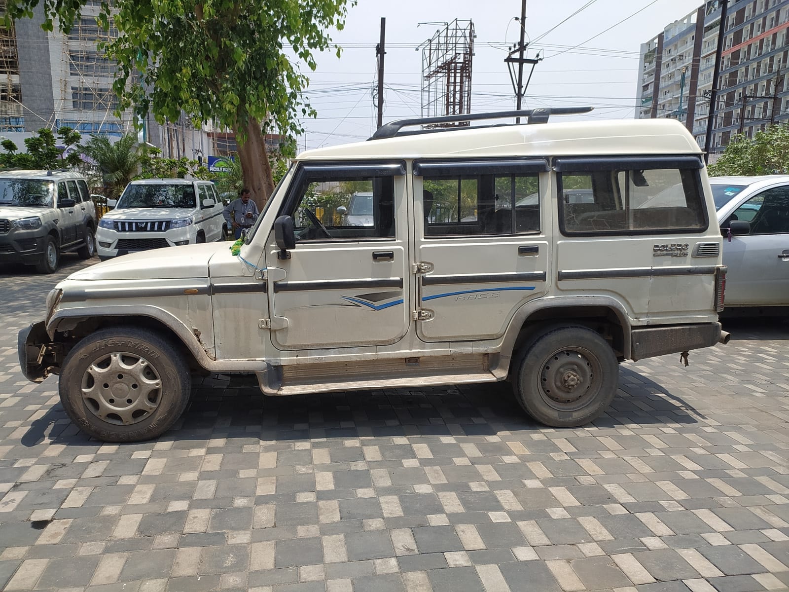 View 2013 Mahindra Bolero XL Image 4 Used 2013 Mahindra Bolero XL Image 4