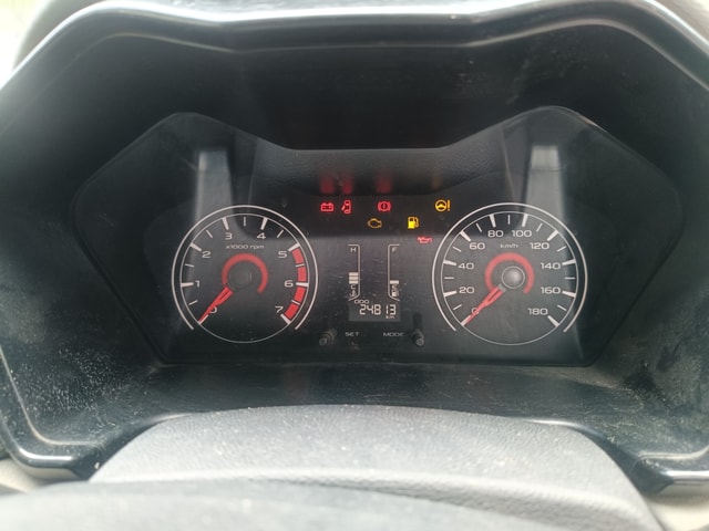 View Mahindra KUV100 Image 7 Used Mahindra KUV100 Image 7