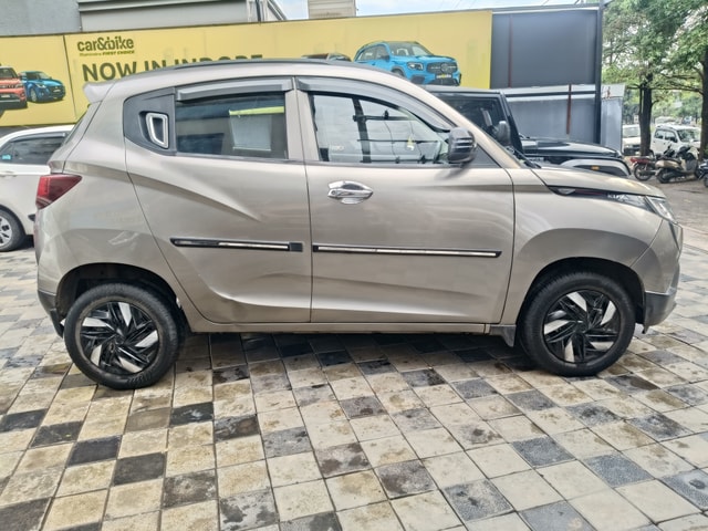 View Mahindra KUV100 Image 8 Used Mahindra KUV100 Image 8