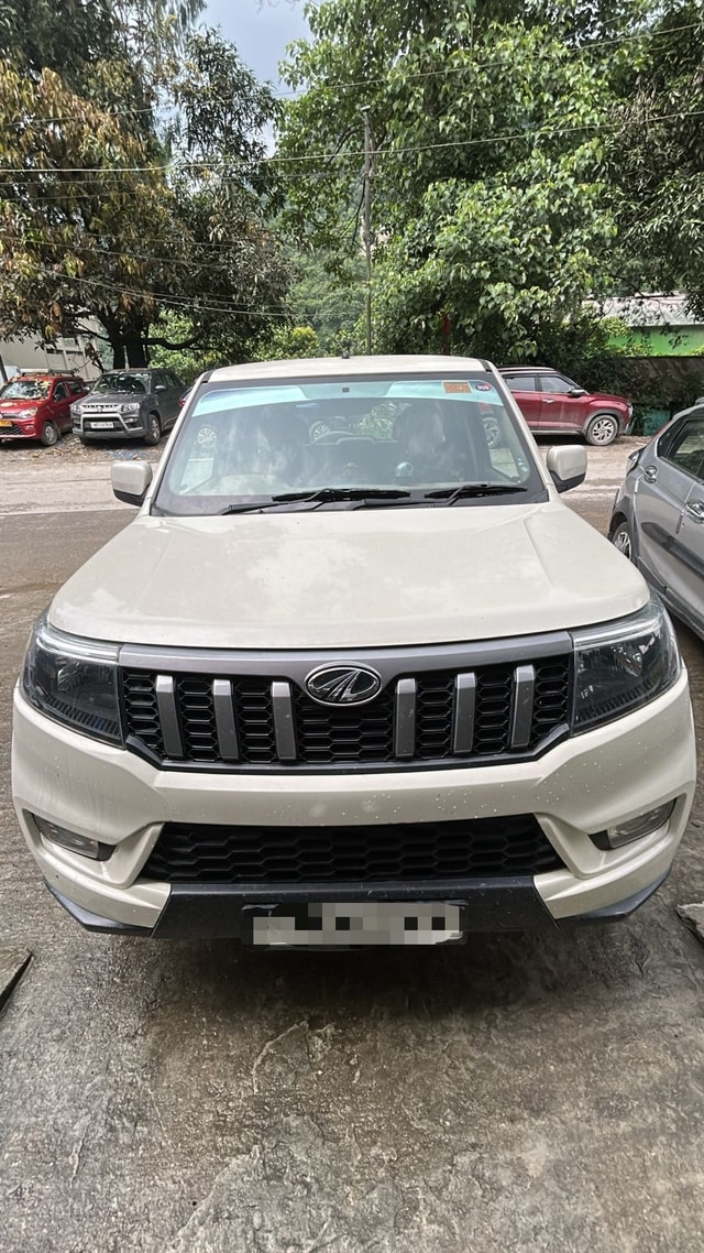 View Mahindra Bolero Neo Image 2 Used Mahindra Bolero Neo Image 2