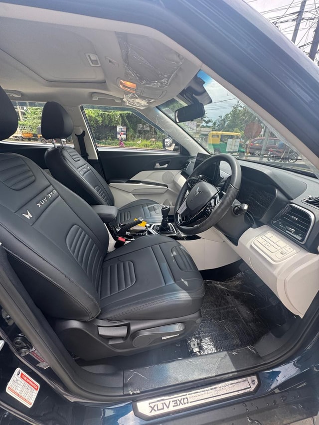 View Mahindra XUV 3XO Image 3 Used Mahindra XUV 3XO Image 3