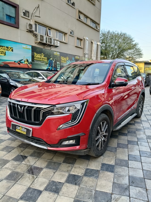 View Mahindra XUV700 Image 1 Used Mahindra XUV700 Image 1