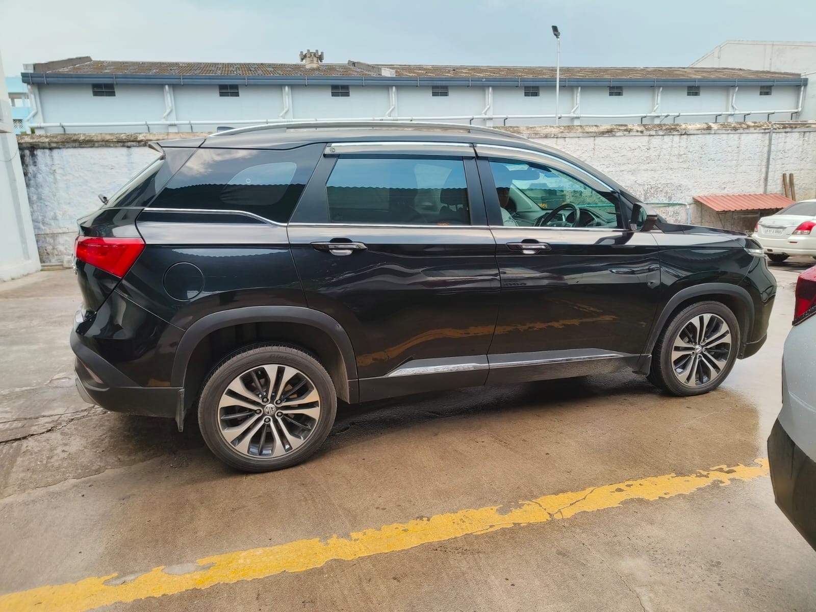 View 2022 MG Hector Sharp Diesel BS IV Image 5 Used 2022 MG Hector Sharp Diesel BS IV Image 5