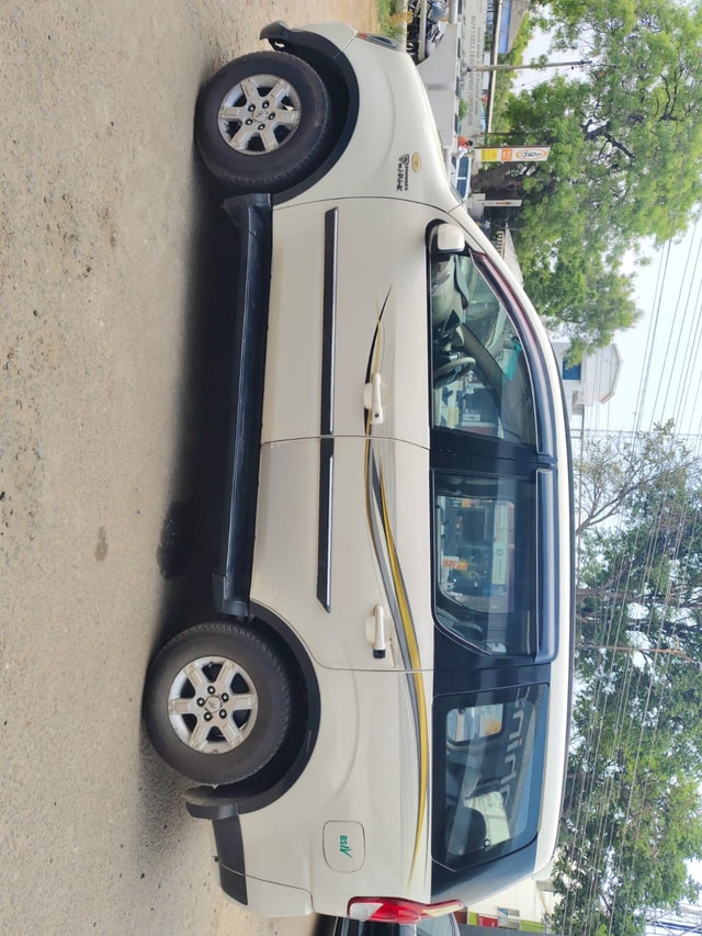 View Mahindra Xylo Image 4 Used Mahindra Xylo Image 4