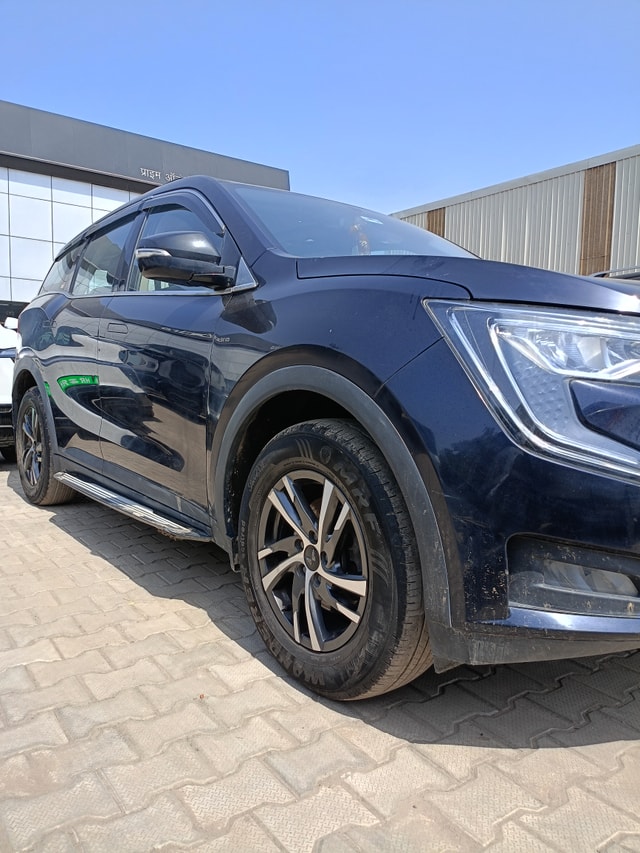 View Mahindra XUV700 Image 9 Used Mahindra XUV700 Image 9