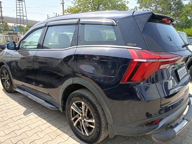 View Mahindra XUV700 Image 7 Used Mahindra XUV700 Image 7