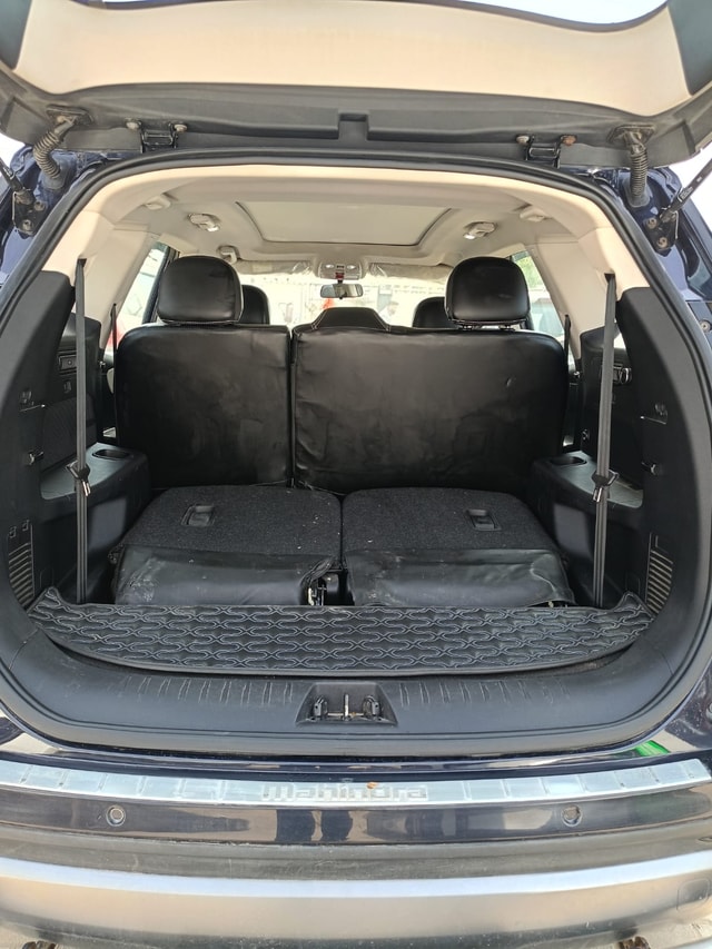 View Mahindra XUV700 Image 14 Used Mahindra XUV700 Image 14
