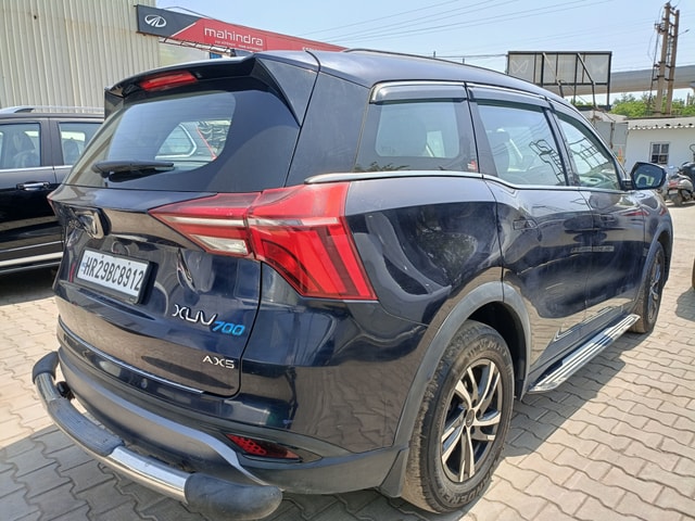 View Mahindra XUV700 Image 11 Used Mahindra XUV700 Image 11