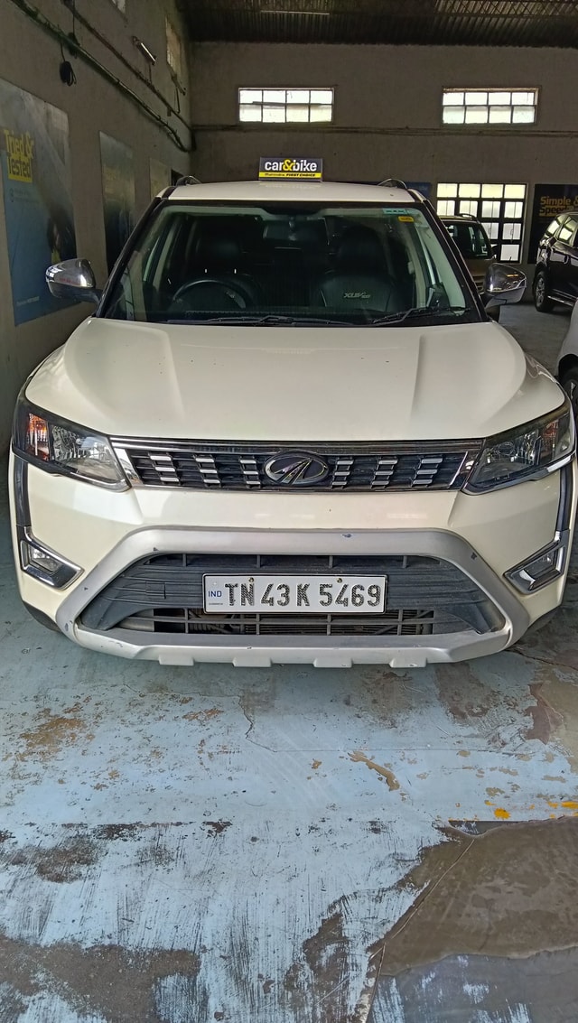 View Mahindra XUV300 Image 1 Used Mahindra XUV300 Image 1