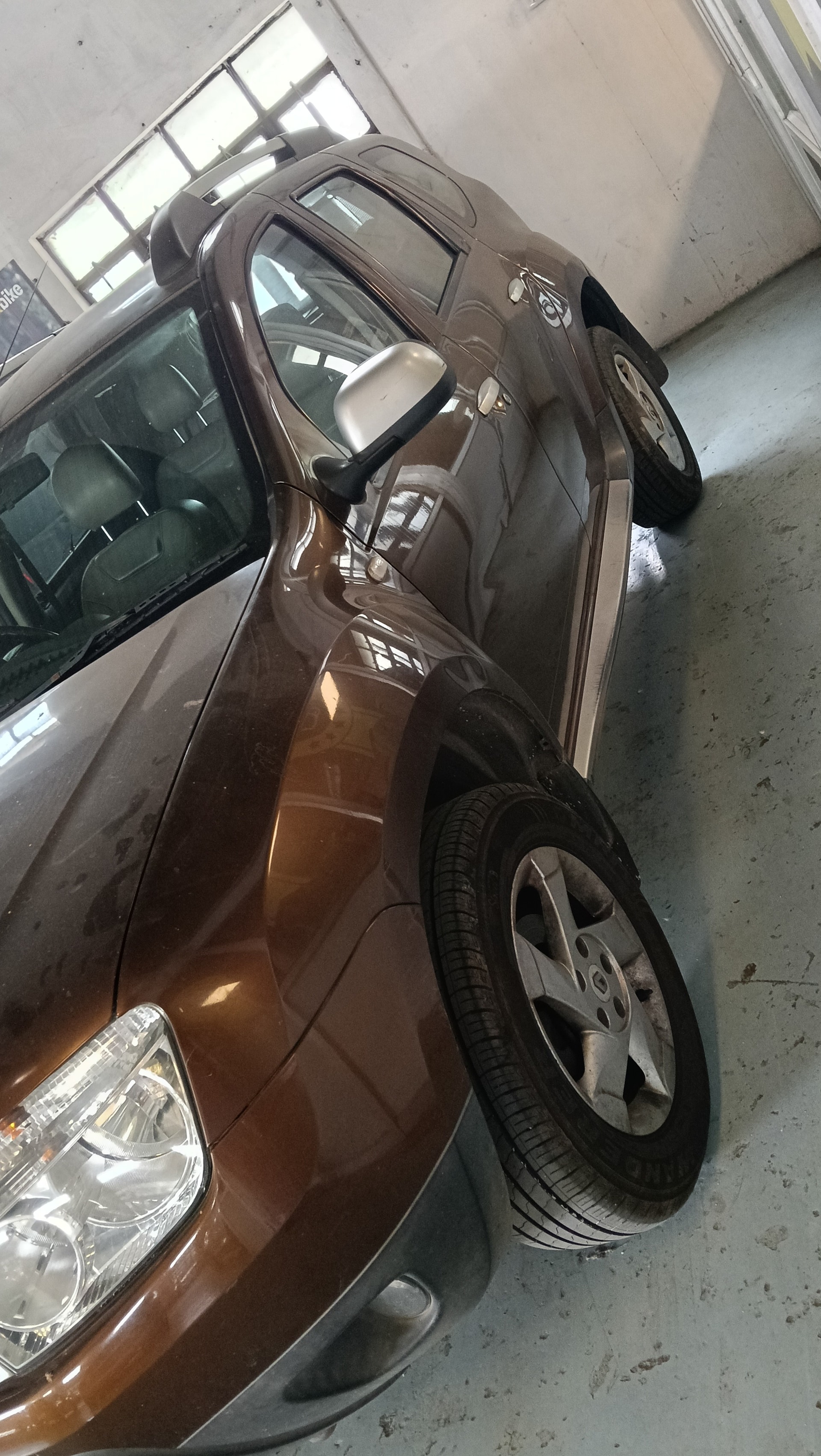View 2013 Renault Duster RxL Diesel 110 PS AWD Image 4 Used 2013 Renault Duster RxL Diesel 110 PS AWD Image 4