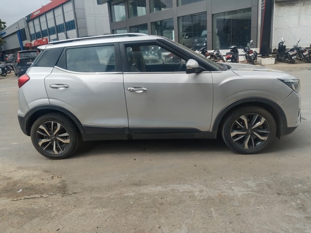 View Mahindra XUV300 Image 8 Used Mahindra XUV300 Image 8