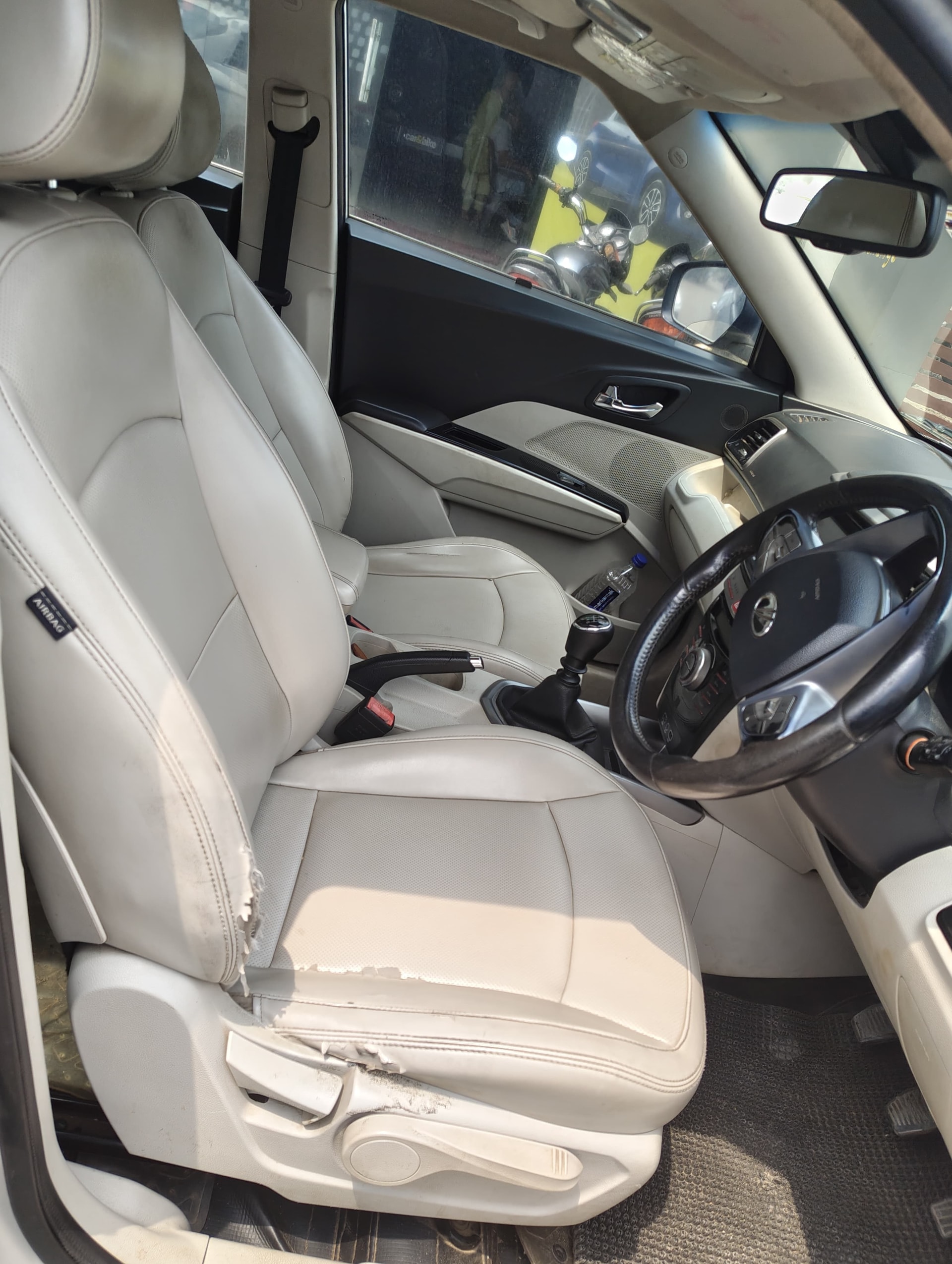 Used 2019 Mahindra XUV300 Used 2019 Mahindra XUV300