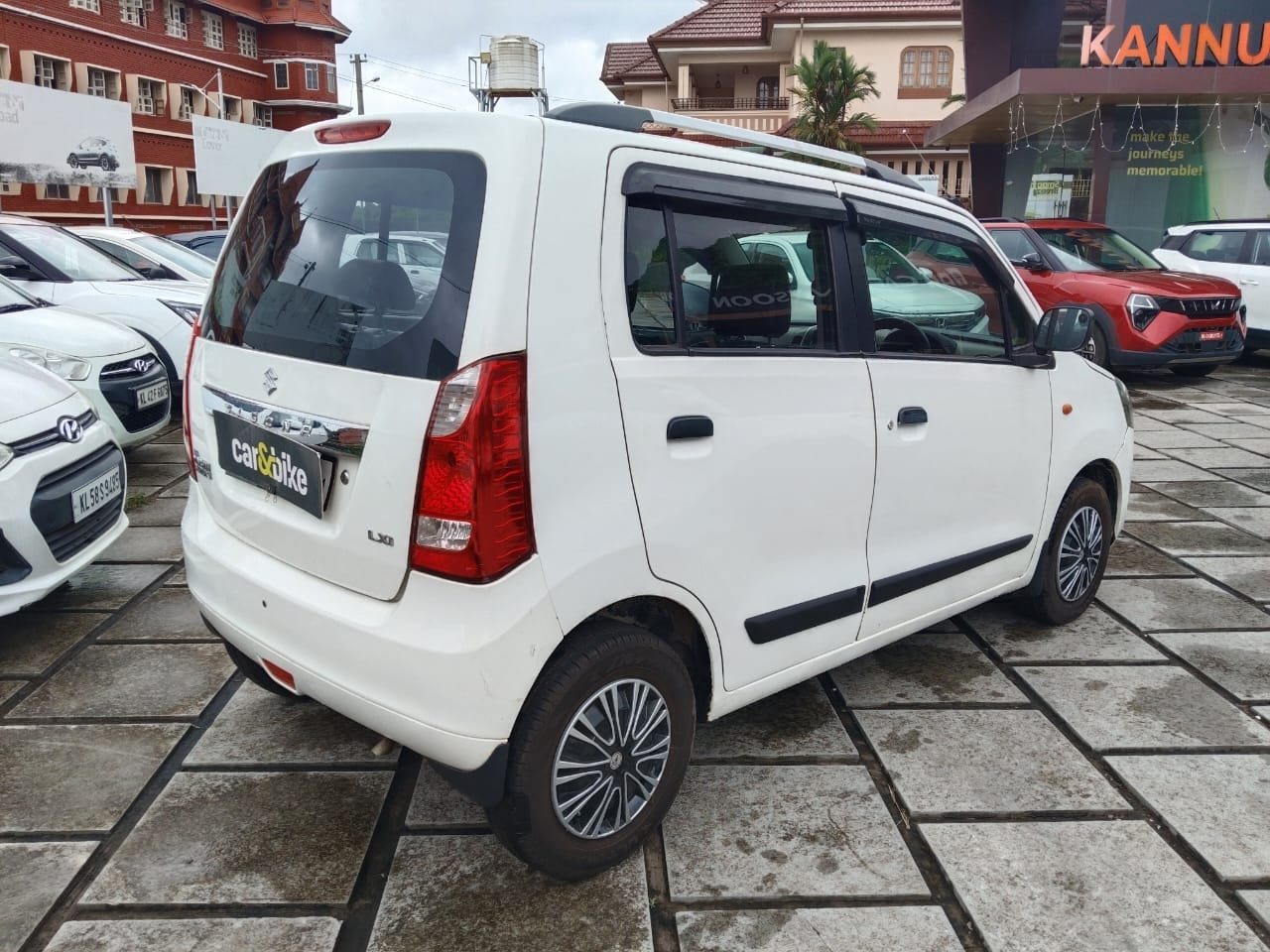 View 2014 Maruti Suzuki Wagon R LXI 1.0 BS IV Image 12 Used 2014 Maruti Suzuki Wagon R LXI 1.0 BS IV Image 12