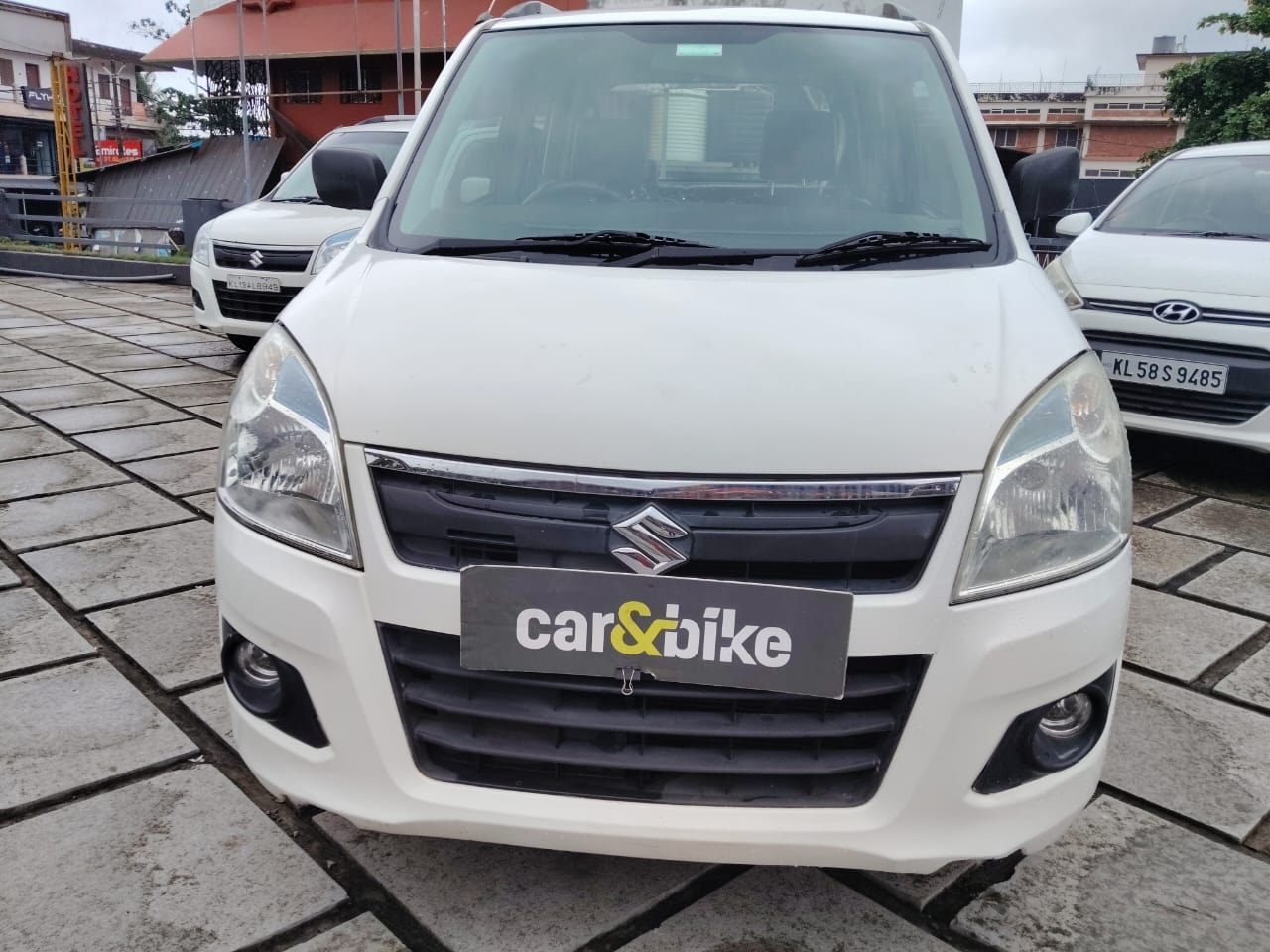View 2014 Maruti Suzuki Wagon R LXI 1.0 BS IV Image 2 Used 2014 Maruti Suzuki Wagon R LXI 1.0 BS IV Image 2