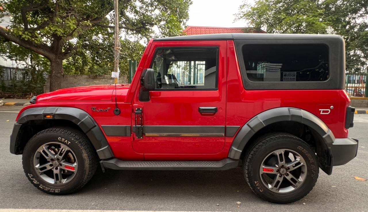 View 2022 Mahindra Thar LX Automatic 4 Seater Hard Top Diesel Image 6 Used 2022 Mahindra Thar LX Automatic 4 Seater Hard Top Diesel Image 6