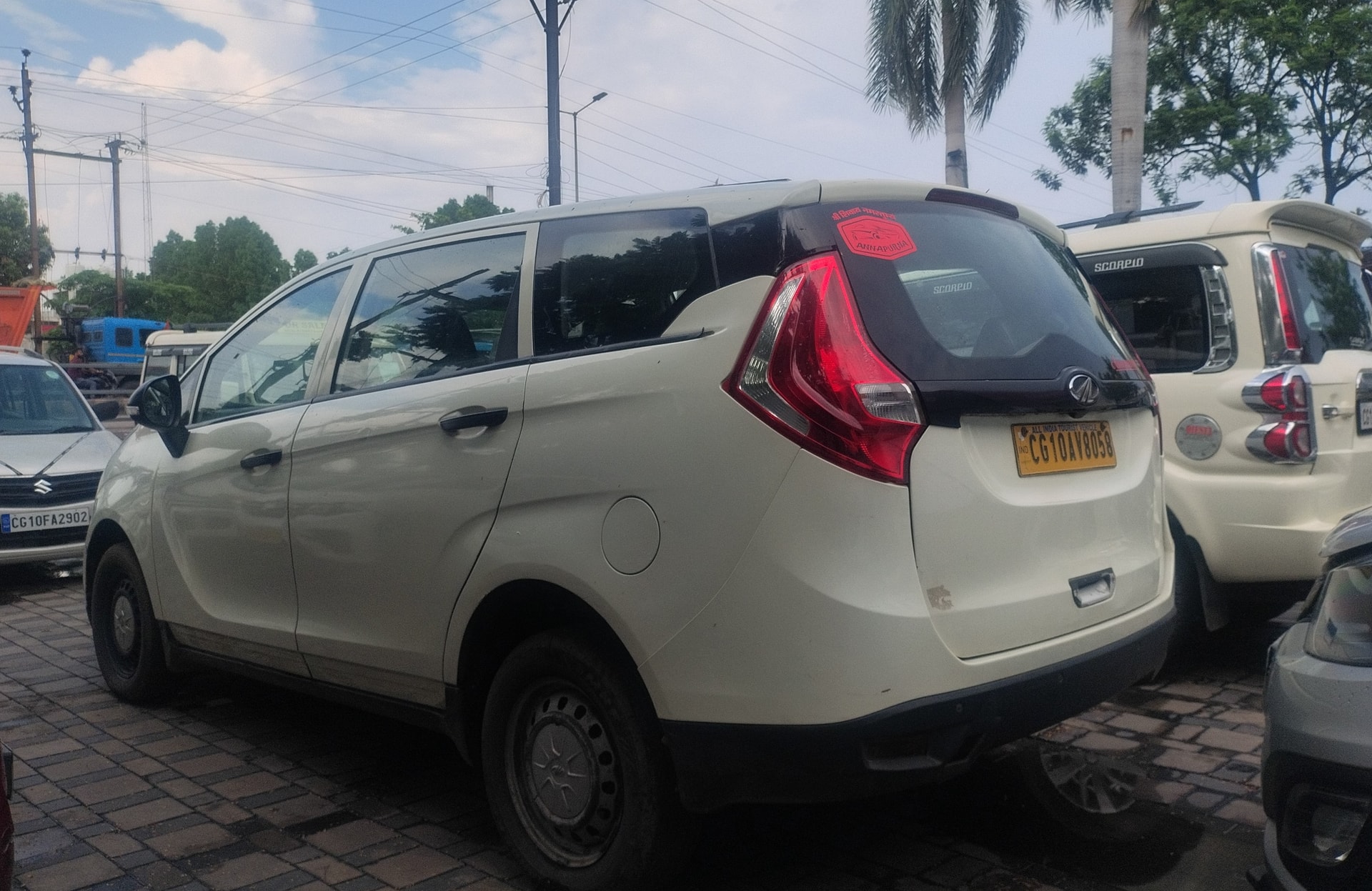 View 2019 Mahindra Marazzo M2 8-Seater Image 10 Used 2019 Mahindra Marazzo M2 8-Seater Image 10