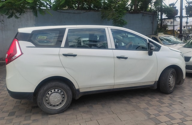 View Mahindra Marazzo Image 8 Used Mahindra Marazzo Image 8