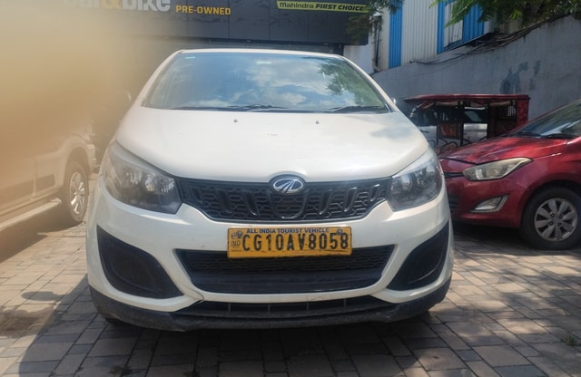 View Mahindra Marazzo Image 2 Used Mahindra Marazzo Image 2