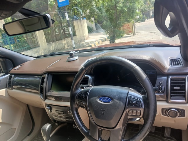 View Ford Endeavour Image 2 Used Ford Endeavour Image 2