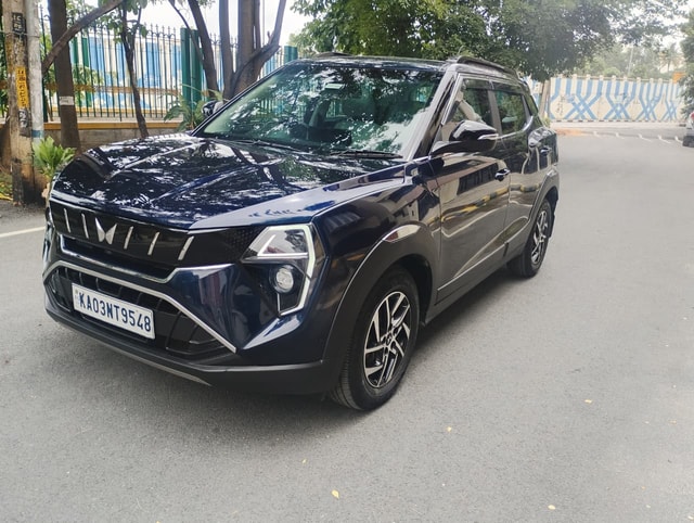 View Mahindra XUV 3XO Image 3 Used Mahindra XUV 3XO Image 3