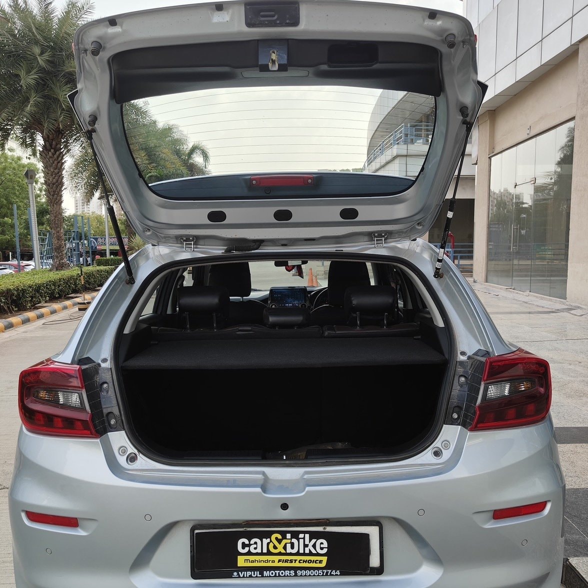 View 2025 Maruti Suzuki Baleno Sigma Petrol Image 14 Used 2025 Maruti Suzuki Baleno Sigma Petrol Image 14