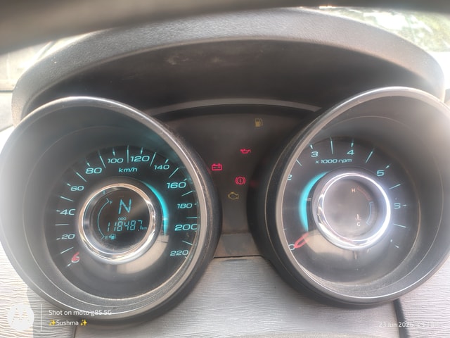 View Mahindra XUV500 Image 7 Used Mahindra XUV500 Image 7