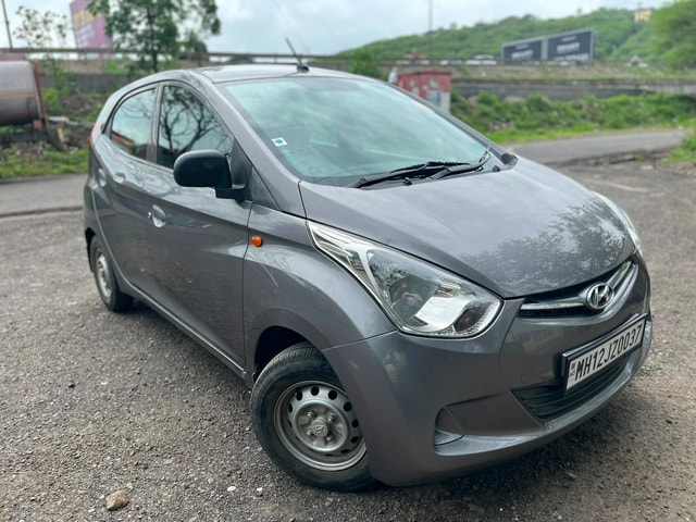View Hyundai EON Image 2 Used Hyundai EON Image 2