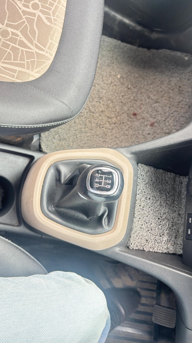 View Hyundai EON Image 7 Used Hyundai EON Image 7