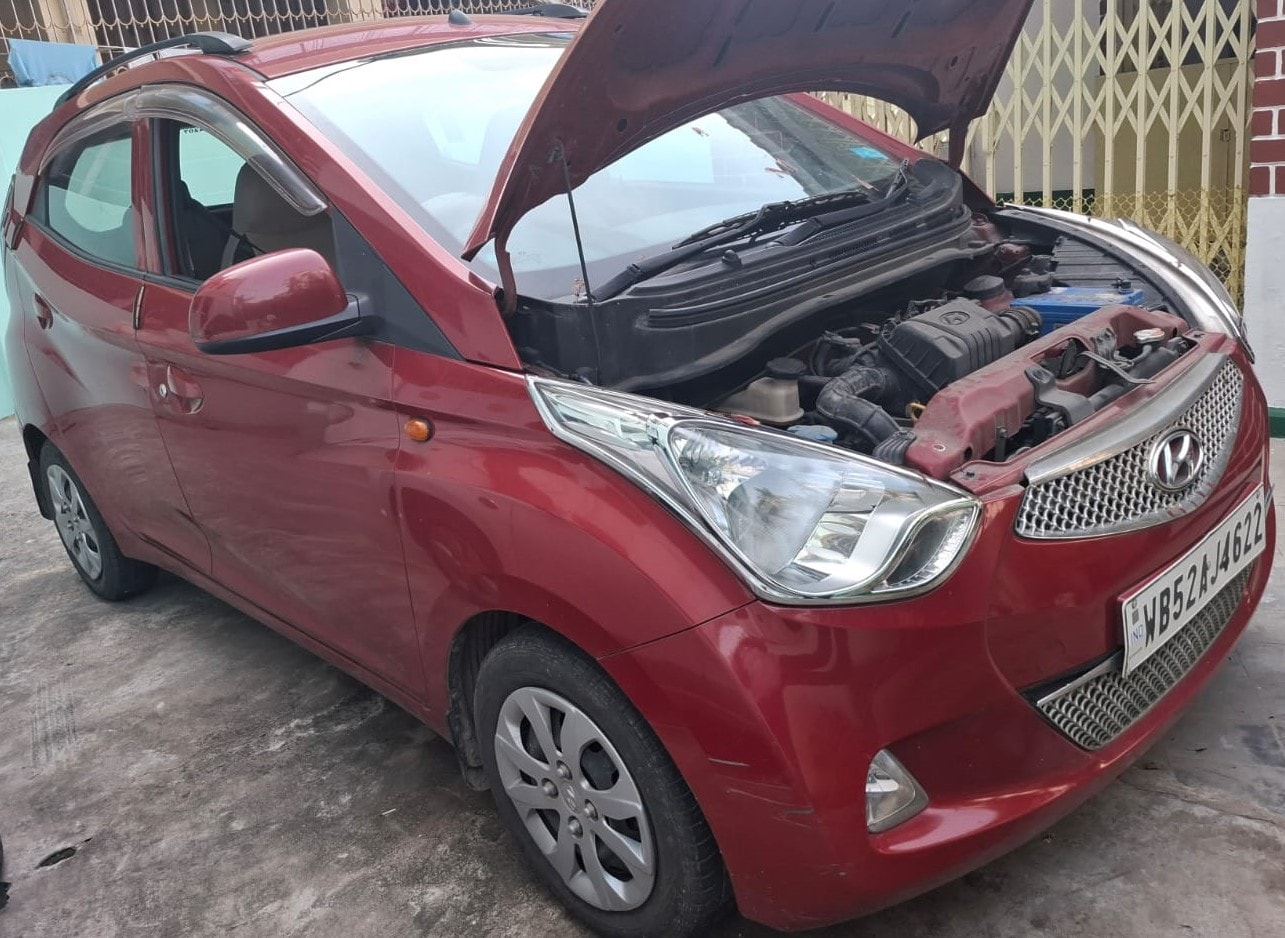 View 2017 Hyundai EON Sportz Image 6 Used 2017 Hyundai EON Sportz Image 6