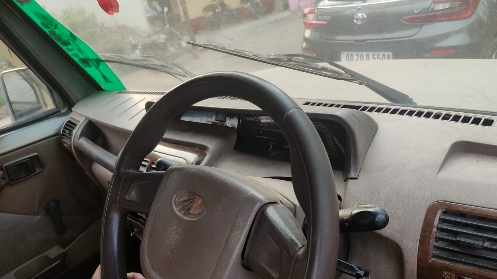 View 2014 Mahindra Bolero SLX BS3 Image 5 Used 2014 Mahindra Bolero SLX BS3 Image 5