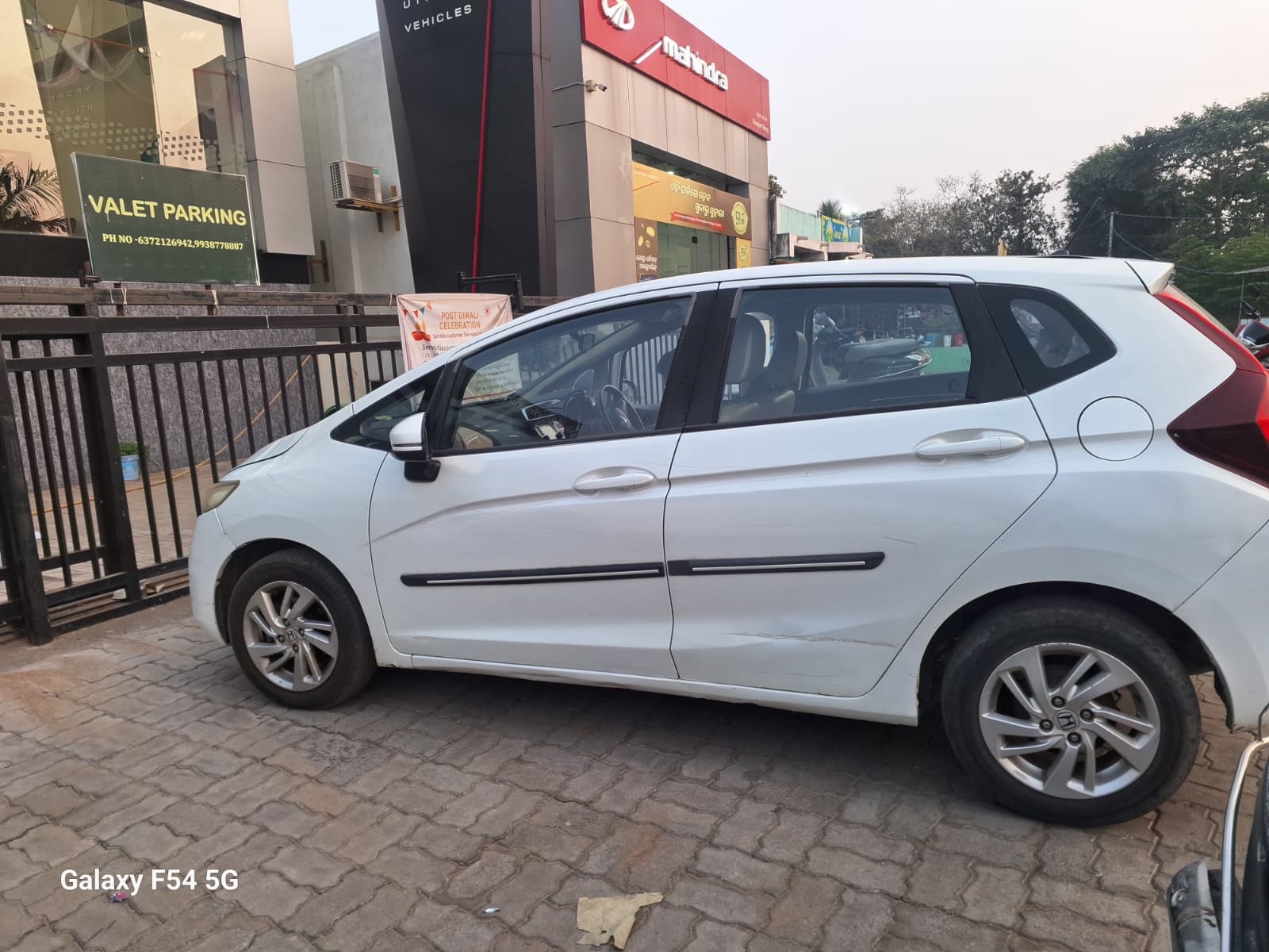 View 2016 Honda Jazz V CVT Petrol BS IV Image 3 Used 2016 Honda Jazz V CVT Petrol BS IV Image 3