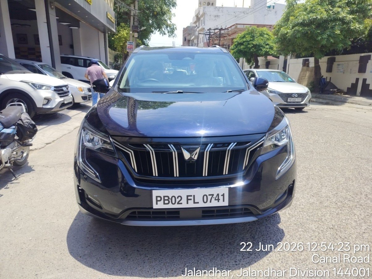 Used 2021 Mahindra XUV700 Used 2021 Mahindra XUV700