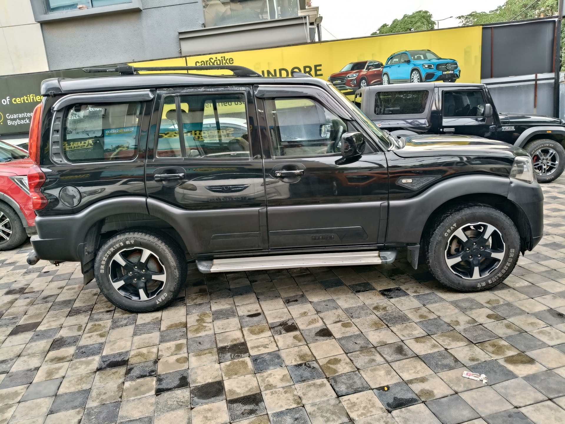View 2023 Mahindra Scorpio Classic S 7 Seater Image 7 Used 2023 Mahindra Scorpio Classic S 7 Seater Image 7