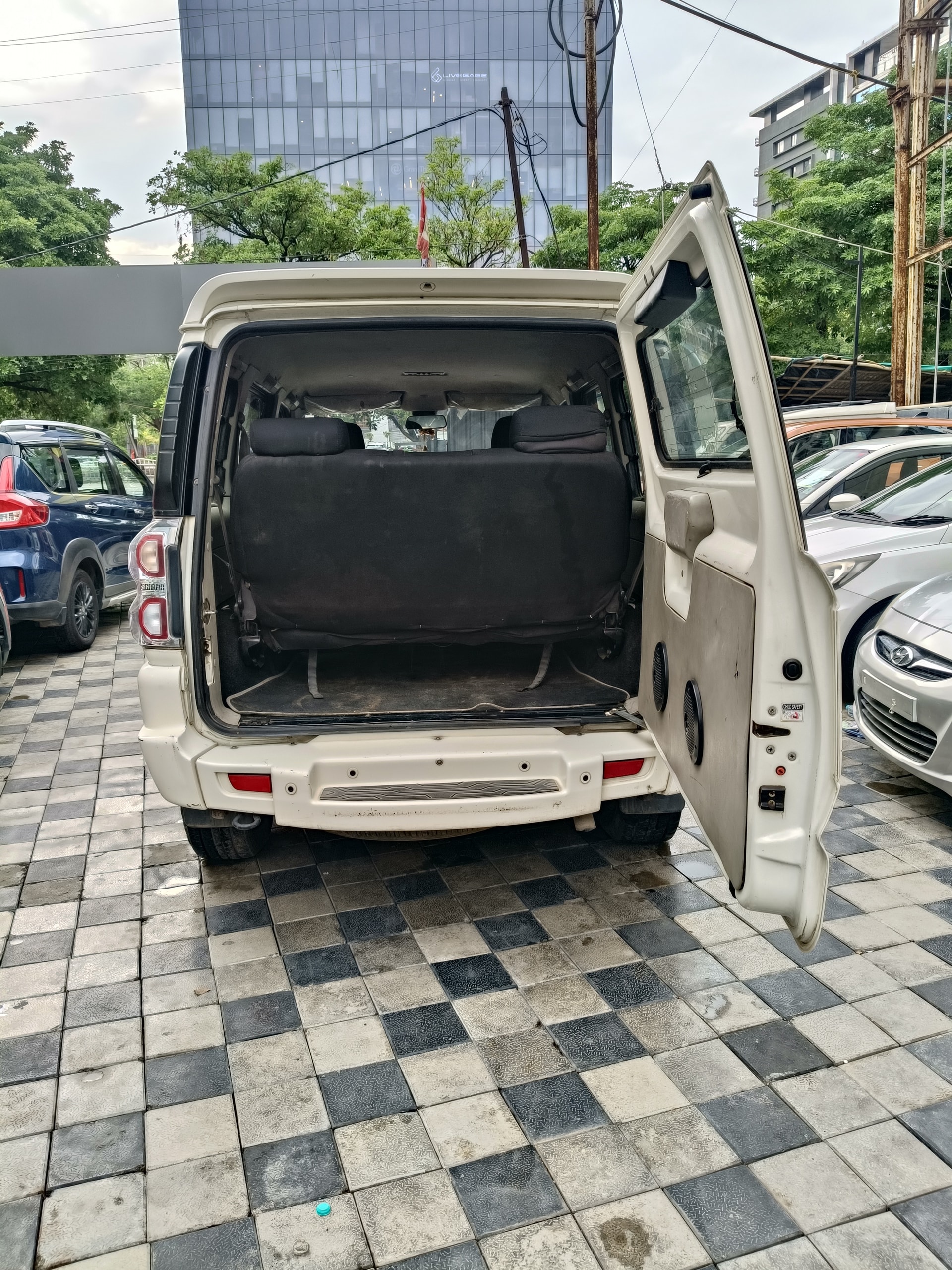 Used 2016 Mahindra Scorpio Used 2016 Mahindra Scorpio