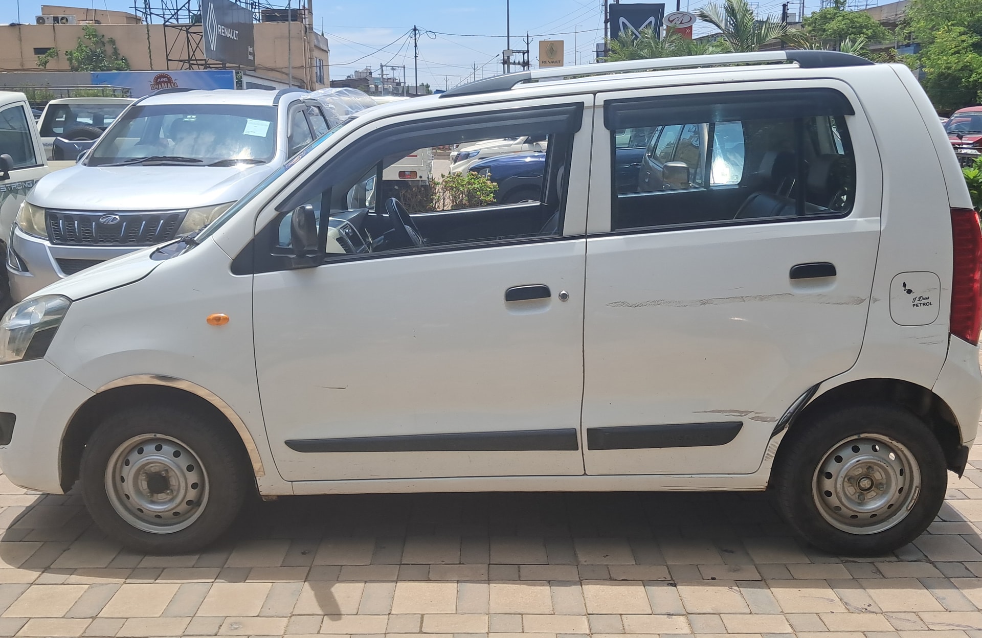 View 2013 Maruti Suzuki Wagon R LXI 1.0 BS IV Image 6 Used 2013 Maruti Suzuki Wagon R LXI 1.0 BS IV Image 6