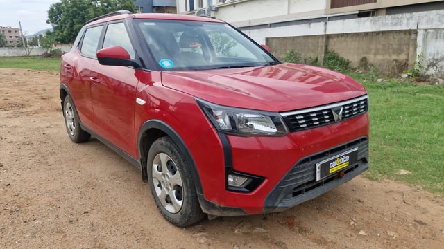 View Mahindra XUV300 Image 12 Used Mahindra XUV300 Image 12