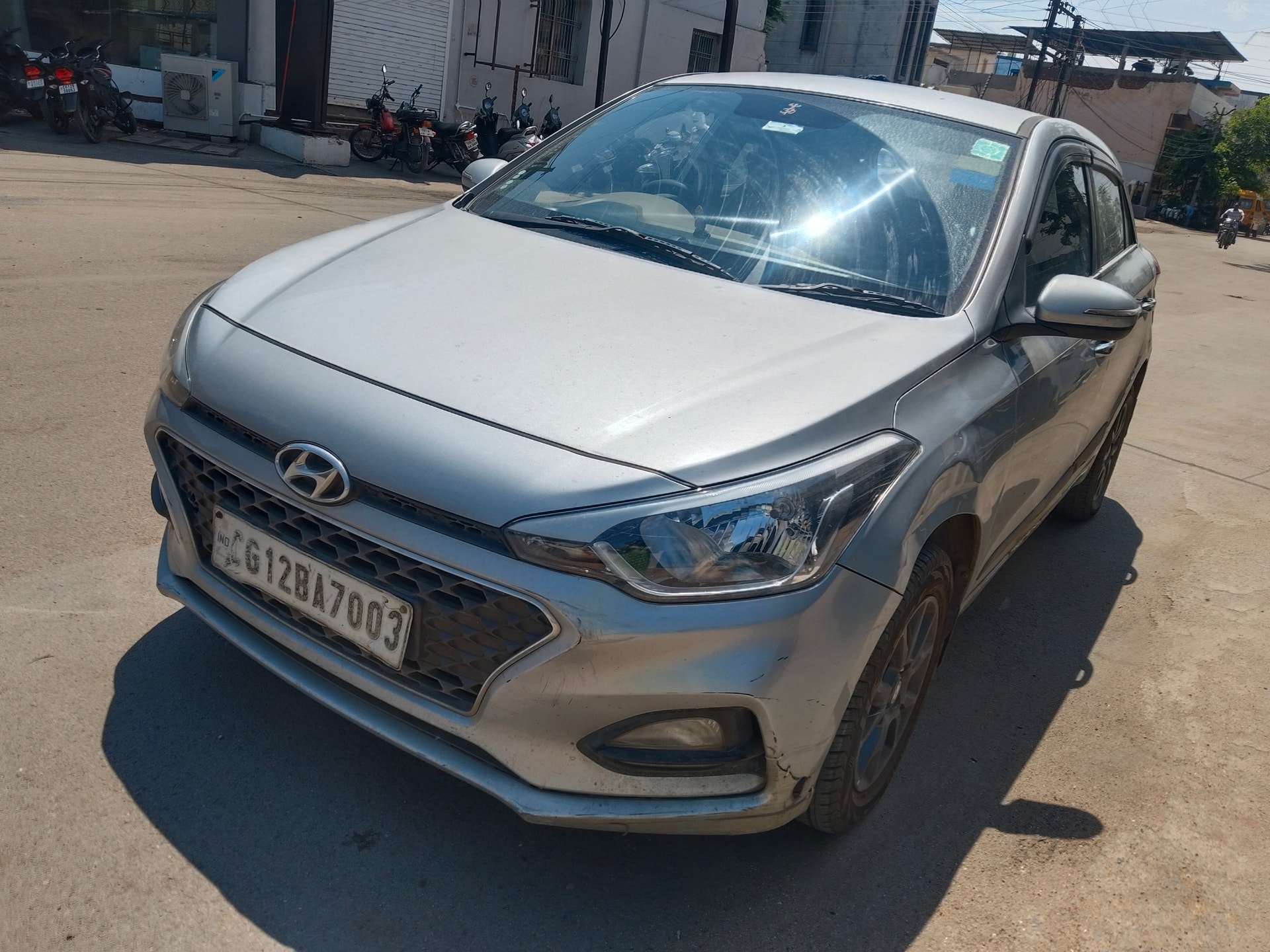View 2019 Hyundai Elite i20 1.2 Sportz Plus CVT Petrol BS IV Image 1 Used 2019 Hyundai Elite i20 1.2 Sportz Plus CVT Petrol BS IV Image 1