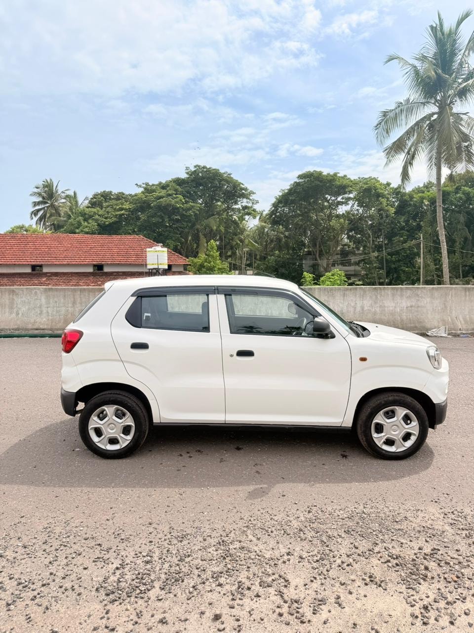 View 2021 Maruti Suzuki S-Presso VXI Image 8 Used 2021 Maruti Suzuki S-Presso VXI Image 8