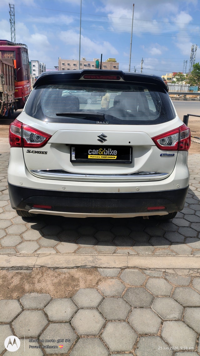 View Maruti Suzuki S-Cross Image 4 Used Maruti Suzuki S-Cross Image 4