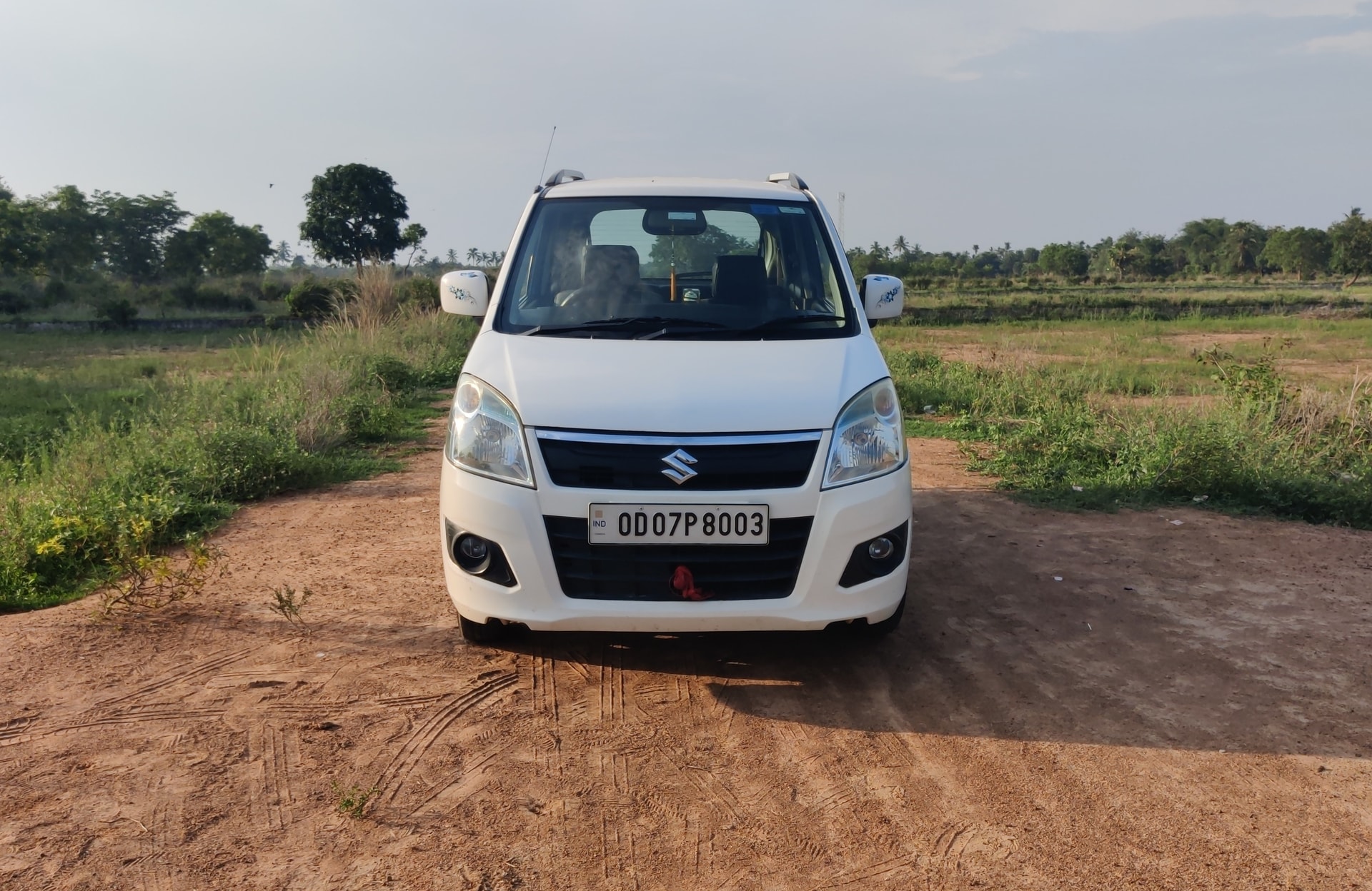 View 2016 Maruti Suzuki Wagon R VXI 1.0 BS IV Image 2 Used 2016 Maruti Suzuki Wagon R VXI 1.0 BS IV Image 2