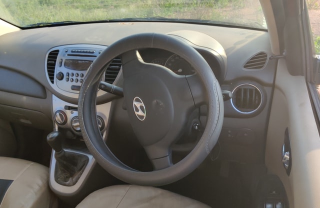 View Hyundai i10 Image 15 Used Hyundai i10 Image 15