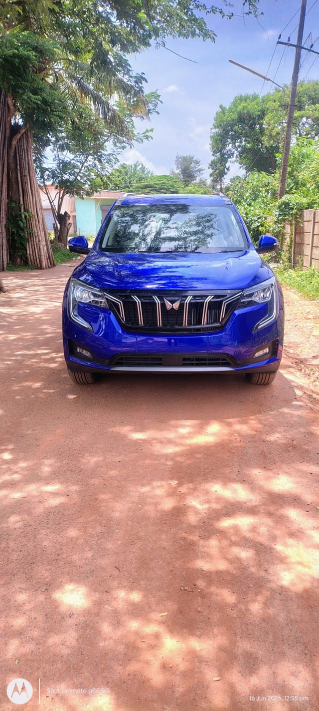 View Mahindra XUV700 Image 4 Used Mahindra XUV700 Image 4