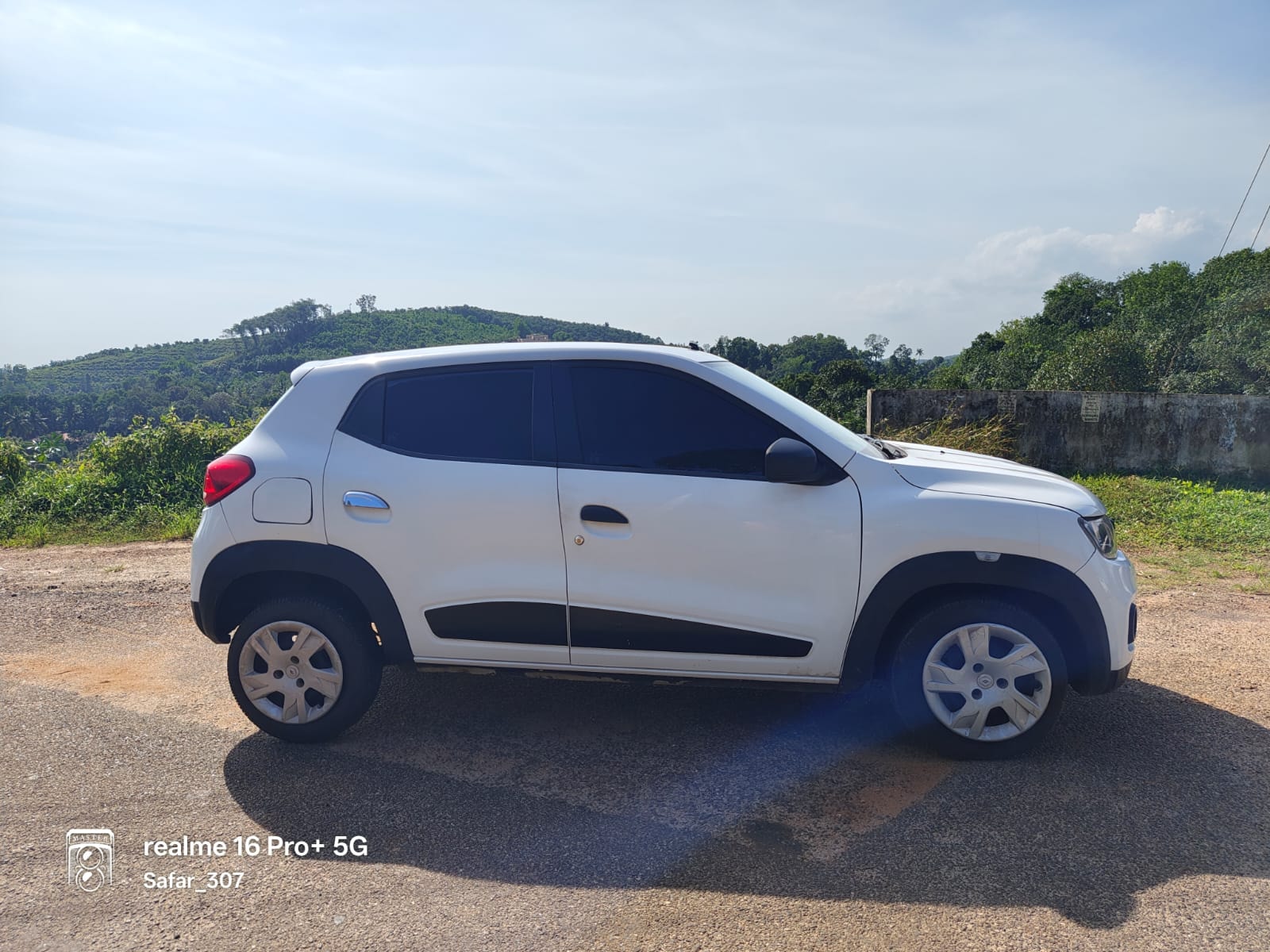 View 2017 Renault Kwid RXT 1.0 BS IV Image 8 Used 2017 Renault Kwid RXT 1.0 BS IV Image 8