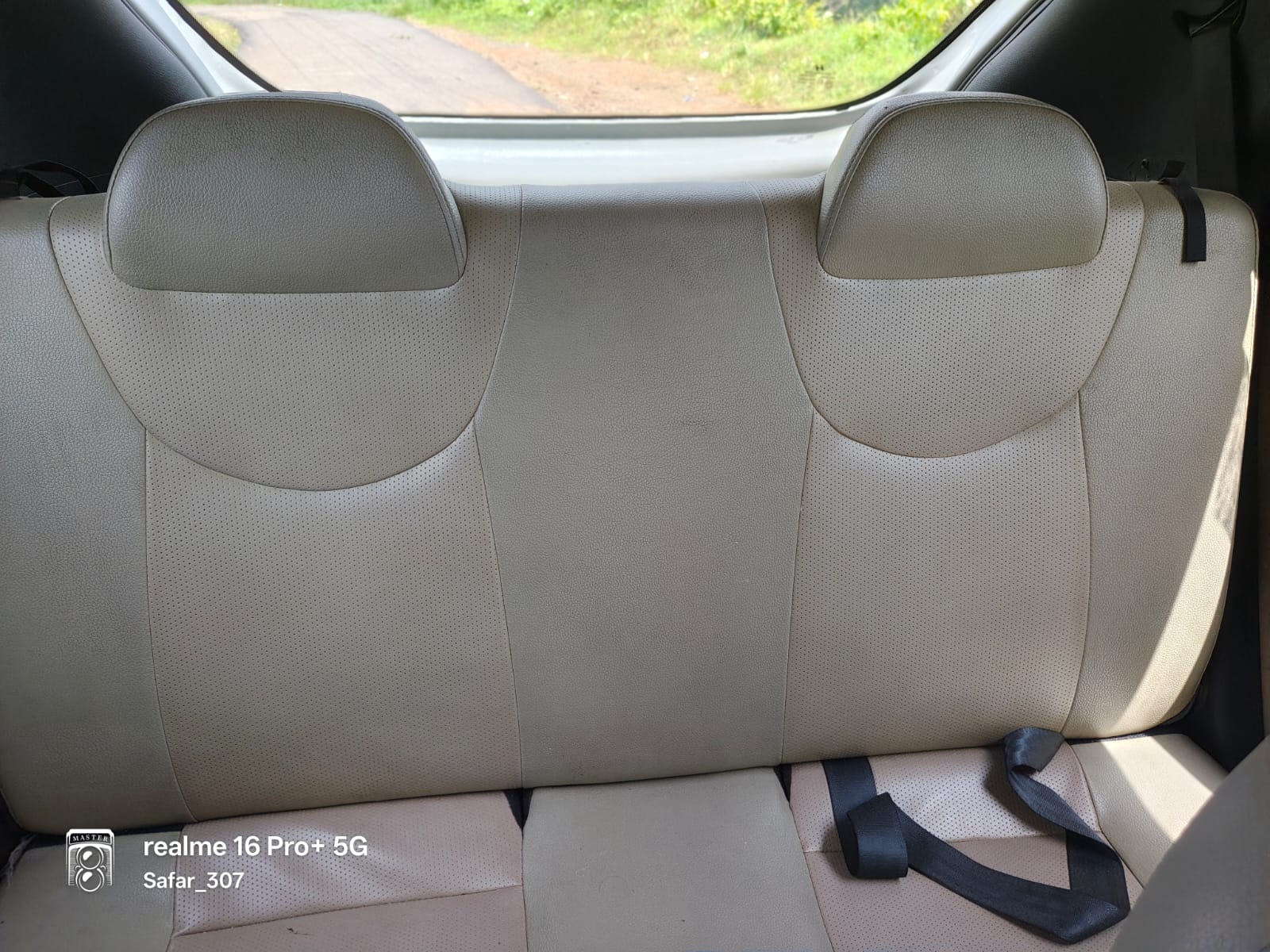 View 2017 Hyundai EON Era Image 5 Used 2017 Hyundai EON Era Image 5