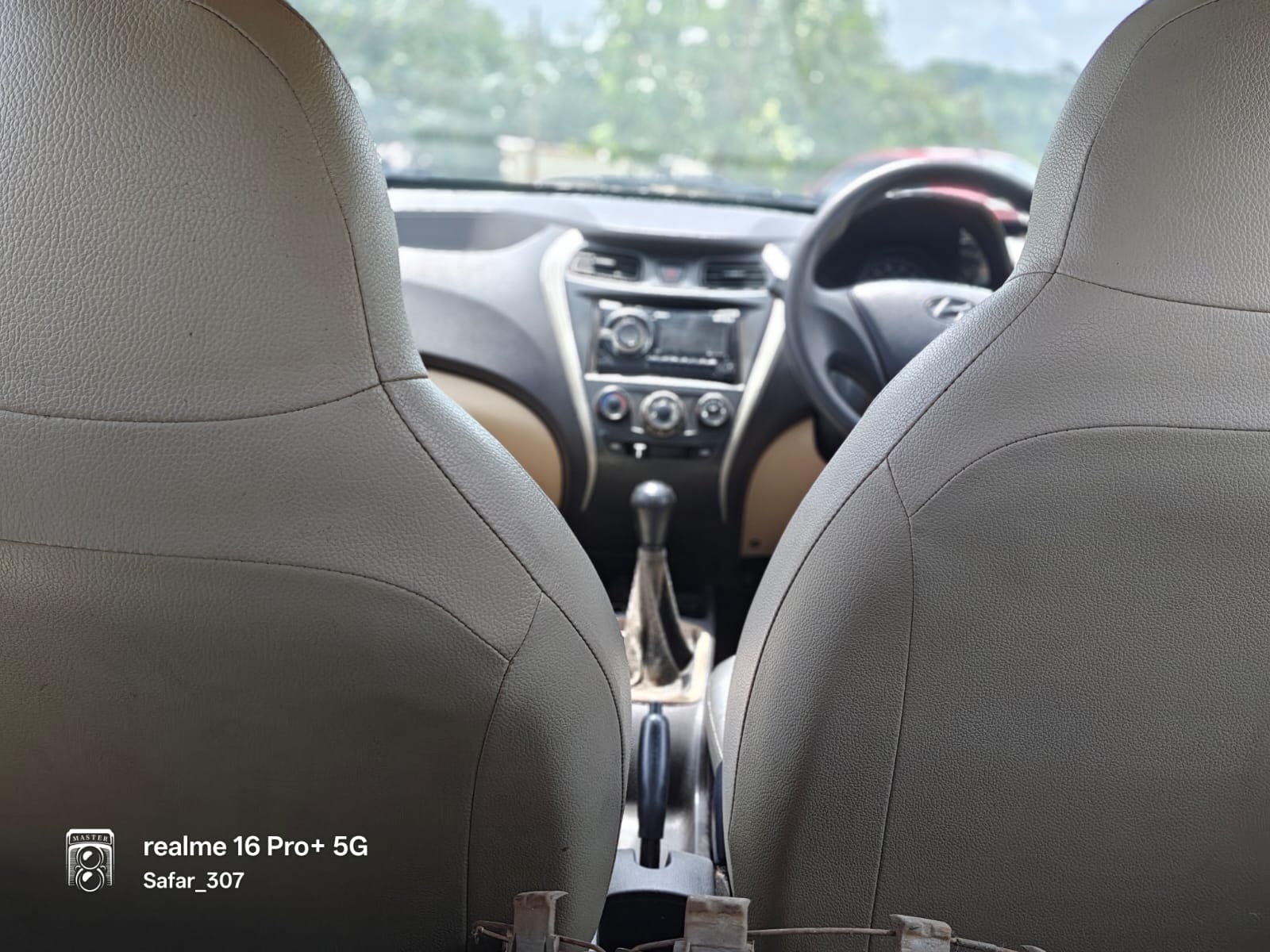 View 2017 Hyundai EON Era Image 9 Used 2017 Hyundai EON Era Image 9