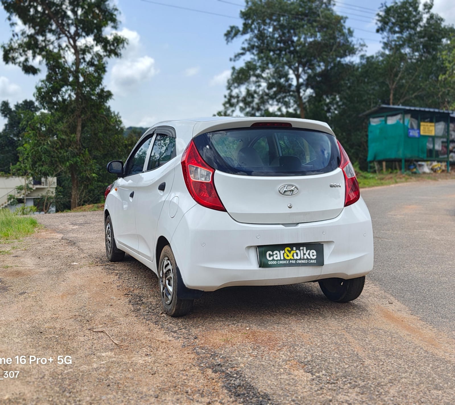 View 2017 Hyundai EON Era Image 10 Used 2017 Hyundai EON Era Image 10
