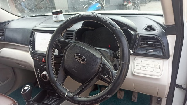 View Mahindra XUV300 Image 8 Used Mahindra XUV300 Image 8