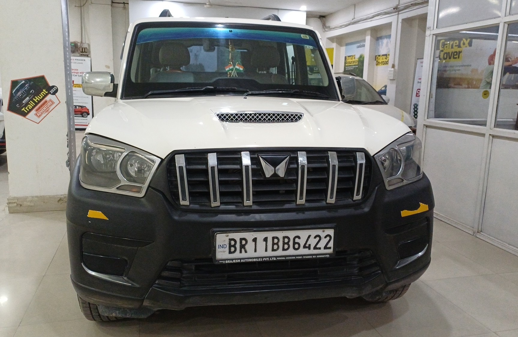 View 2022 Mahindra Scorpio Classic S 7 Seater Image 2 Used 2022 Mahindra Scorpio Classic S 7 Seater Image 2