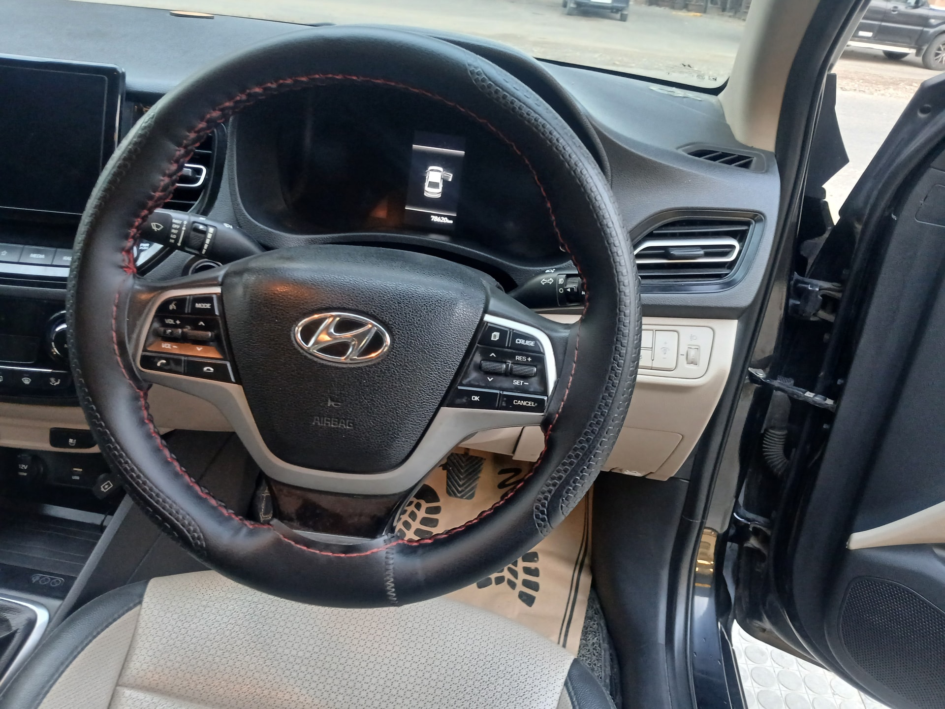 View 2020 Hyundai Verna 1.6 VTVT SX (O) Image 11 Used 2020 Hyundai Verna 1.6 VTVT SX (O) Image 11